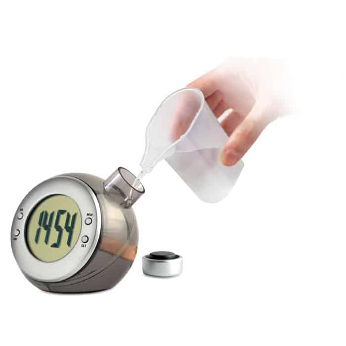 DROPPY – Horloge à énergie liquide