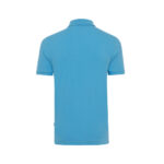 Polo bleu clair vu de dos