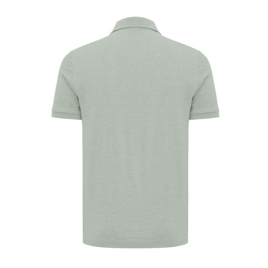Dos d’un polo vert clair à manches courtes
