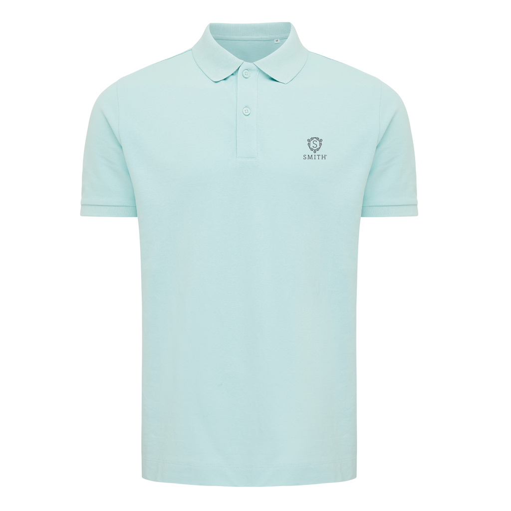 Polo bleu clair avec logo sur la poitrine