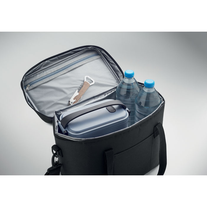 Sac isotherme avec bouteilles et boîte repas