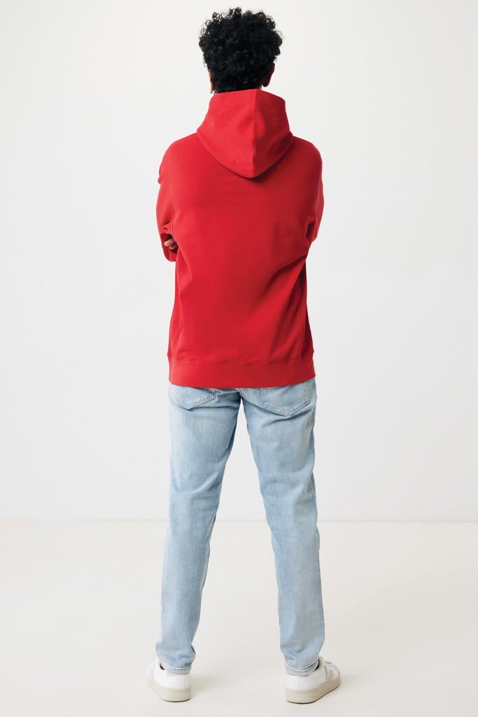 Homme en sweat rouge vu de dos