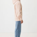 Homme en profil portant hoodie beige
